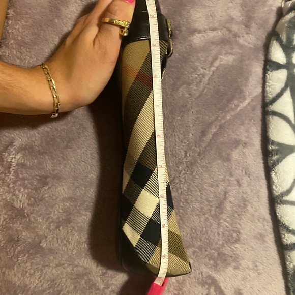 Authentic Burberry Ballet Flats - Picture 9 of 9